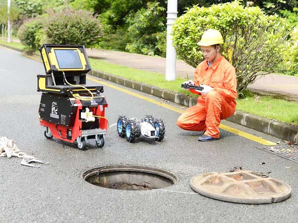 合作管道机器人检测